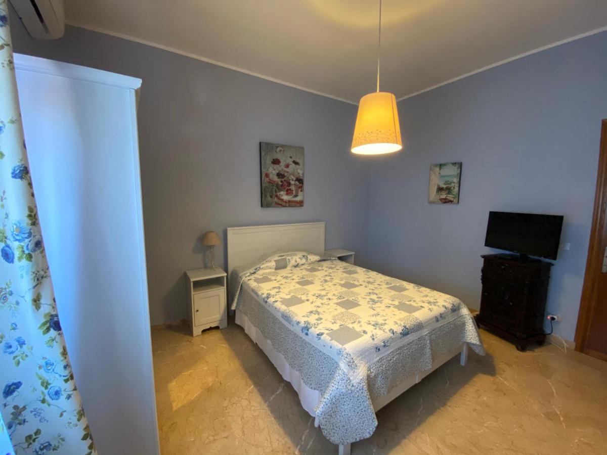 Sogni E Colori Panzió Villanova d'Albenga Kültér fotó