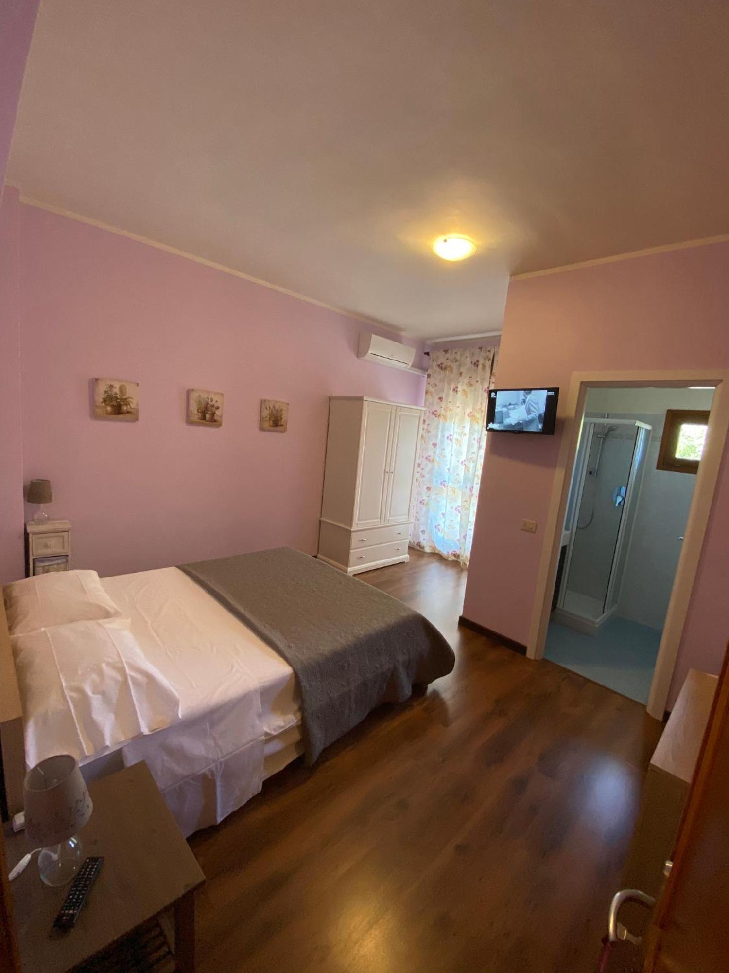 Sogni E Colori Panzió Villanova d'Albenga Kültér fotó